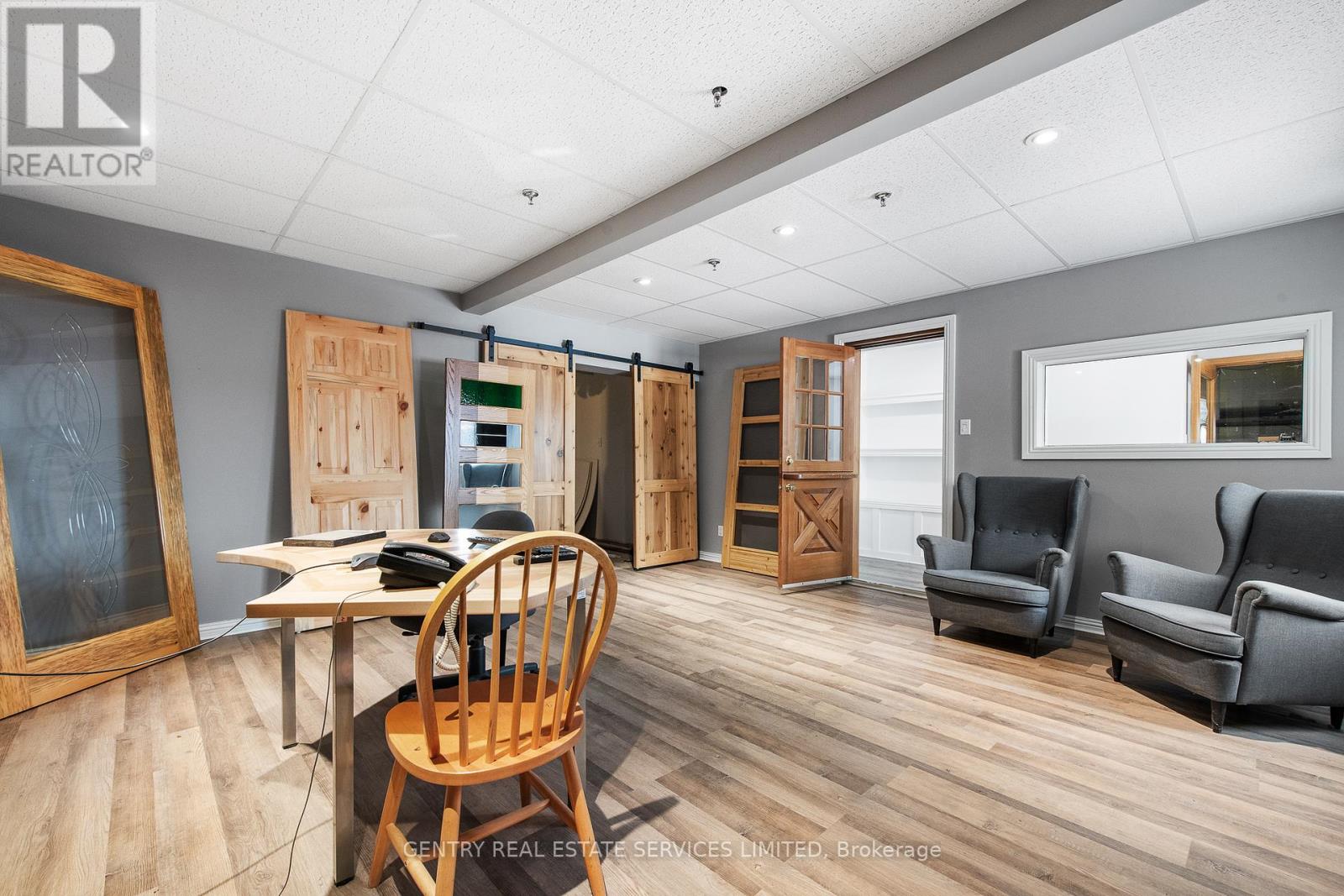 Property at 14 CONWAY STREET image 3