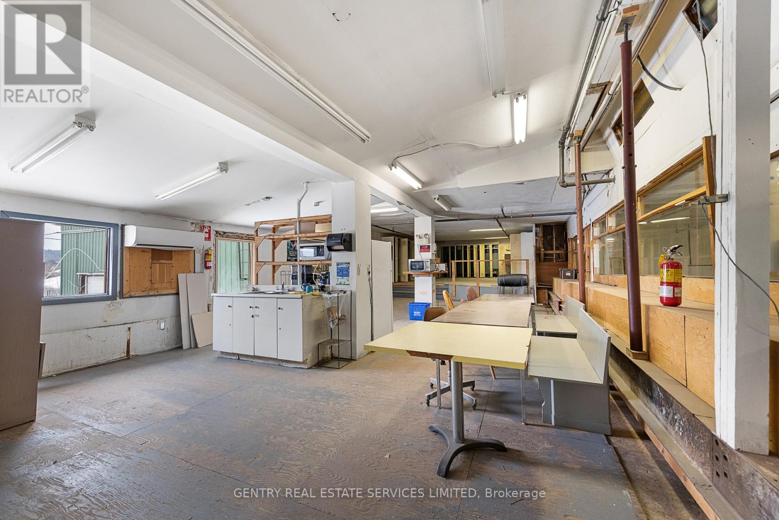 14 Conway Street, Madawaska Valley, Ontario  K0J 1B0 - Photo 35 - X11895596