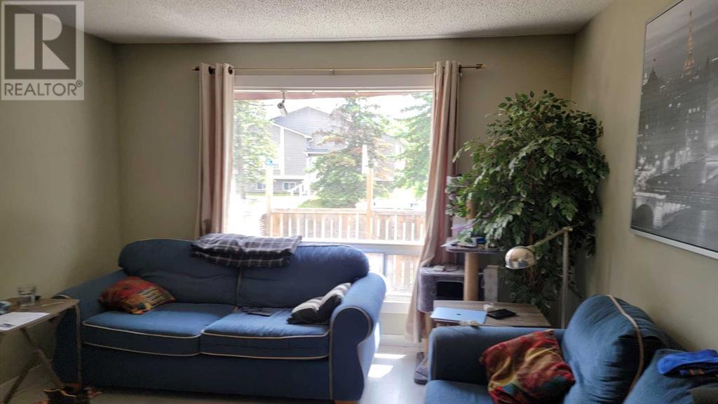 Property at 197 Cedardale Road SW image 5
