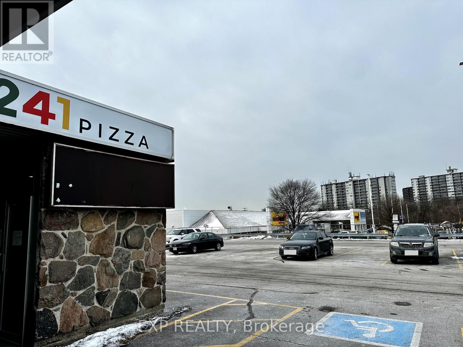 #10 - 235 Dixon Road, Toronto (Kingsview Village-The Westway), Ontario  M9P 2M5 - Photo 12 - W12217571