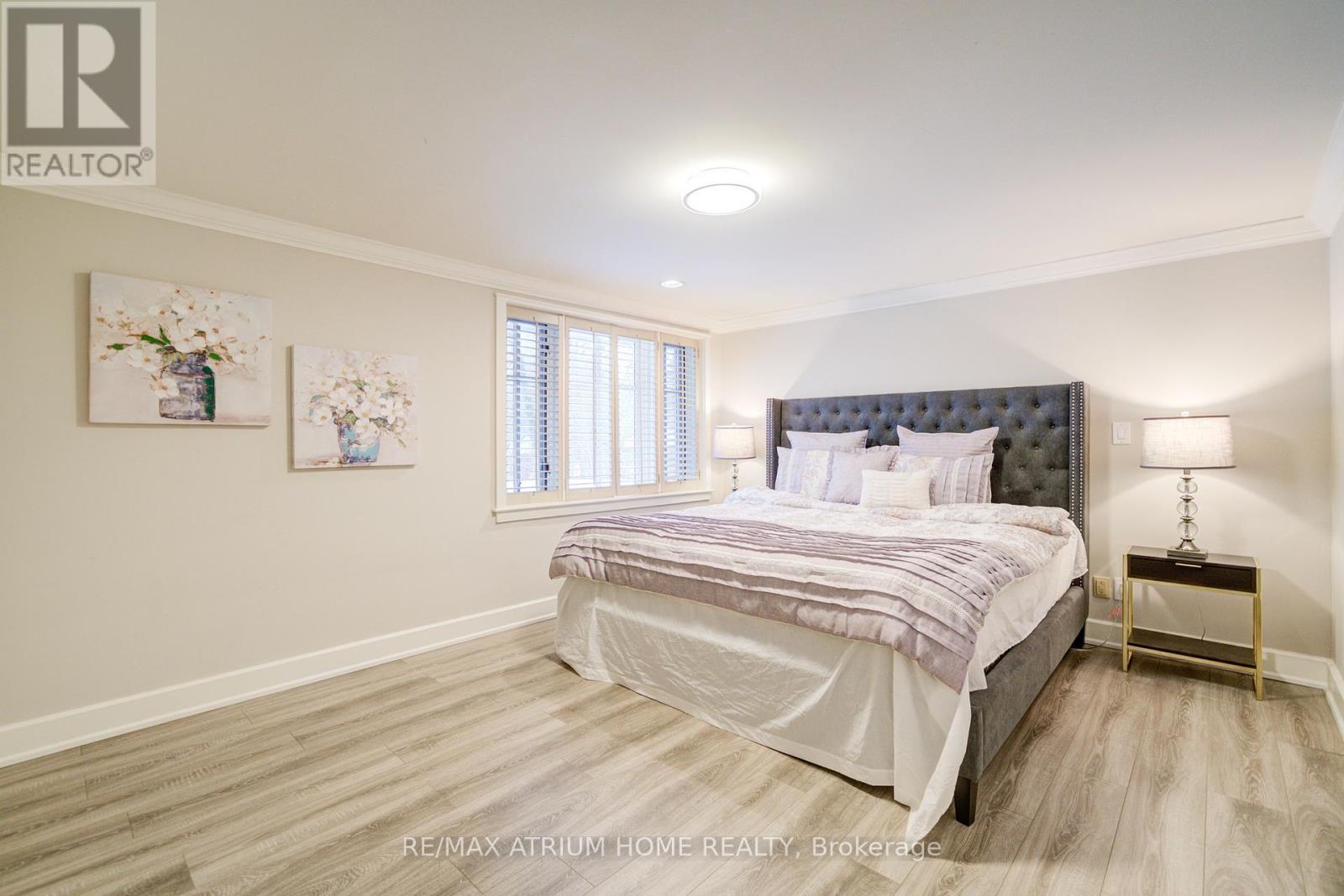 223 Trelawn Avenue, Oakville (Mo Morrison), Ontario  L6J 4R3 - Photo 27 - W12217576