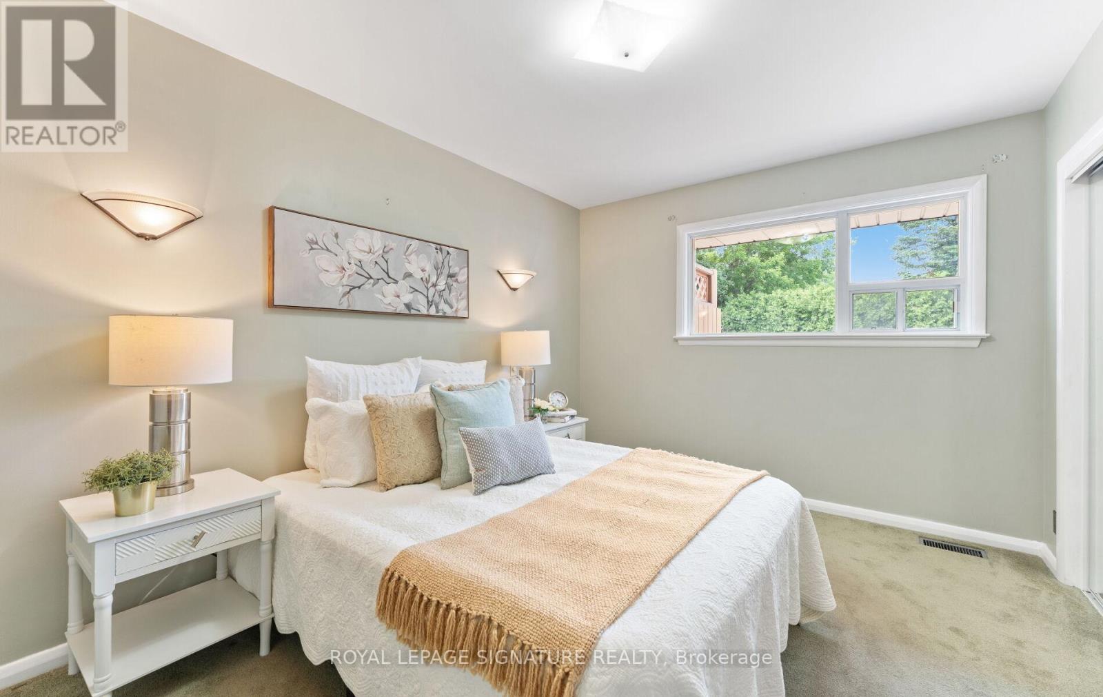 92 Inverdon Road, Toronto, Ontario  M9C 4M1 - Photo 19 - W12217579