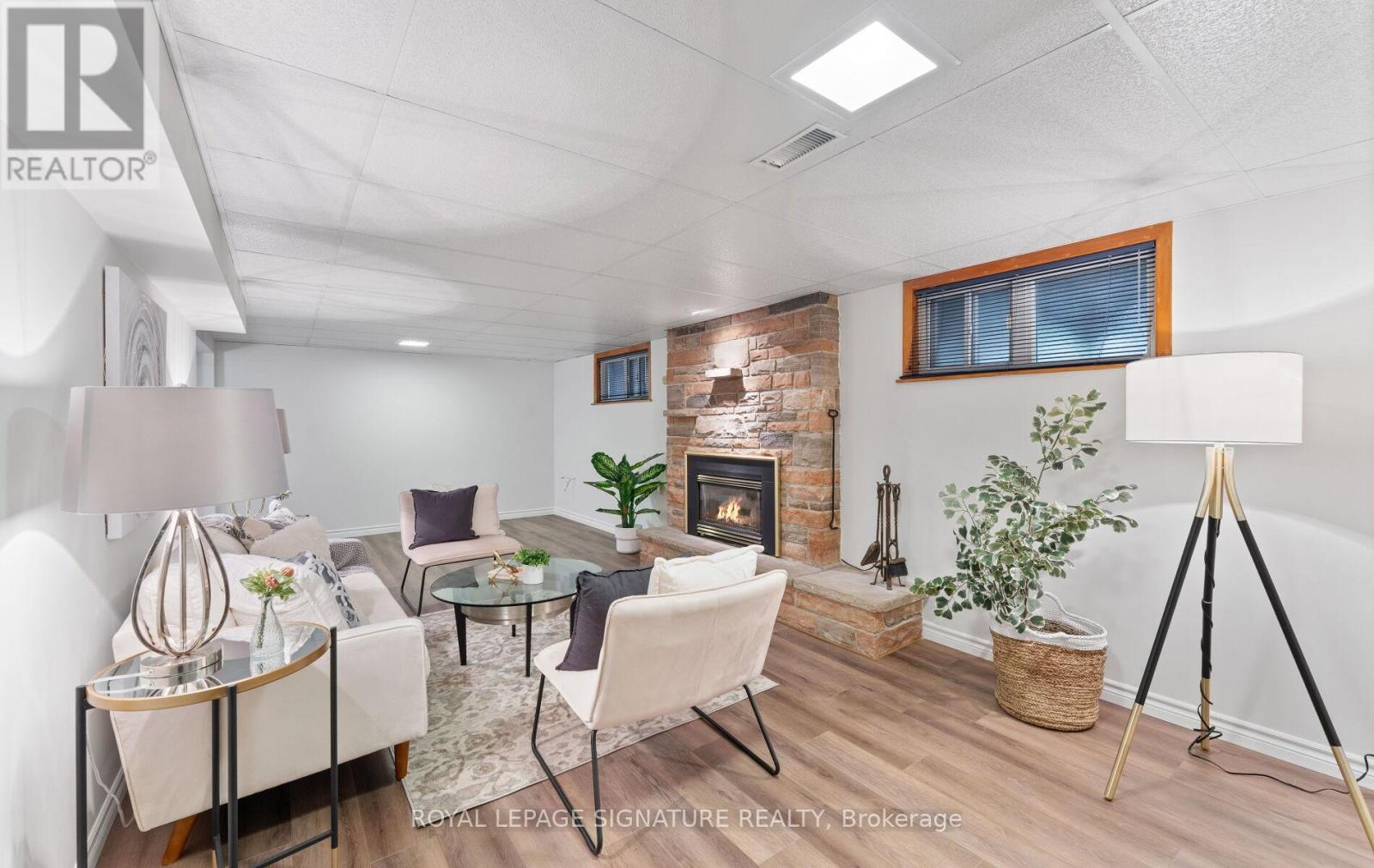 92 Inverdon Road, Toronto, Ontario  M9C 4M1 - Photo 34 - W12217579