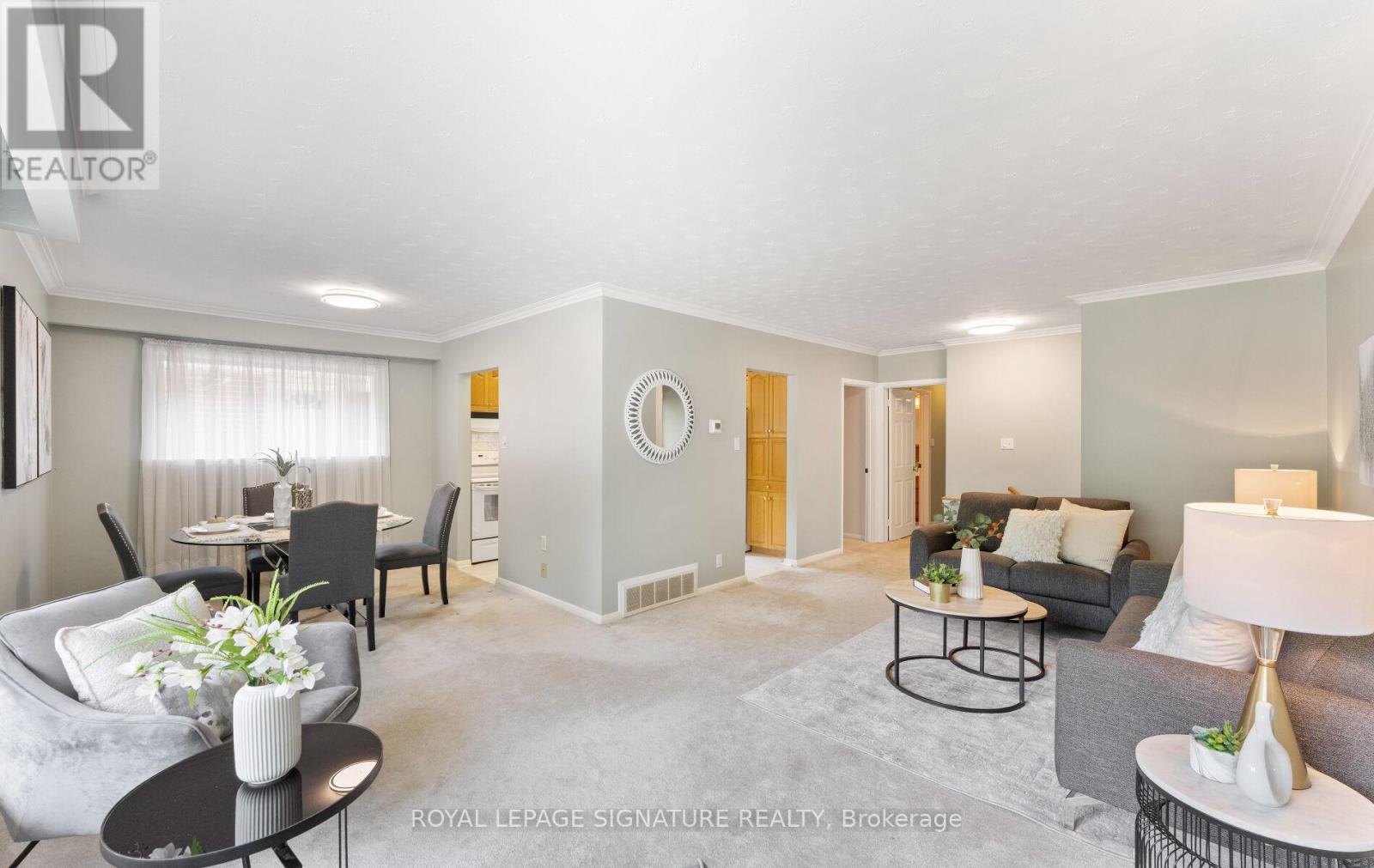 92 Inverdon Road, Toronto, Ontario  M9C 4M1 - Photo 6 - W12217579