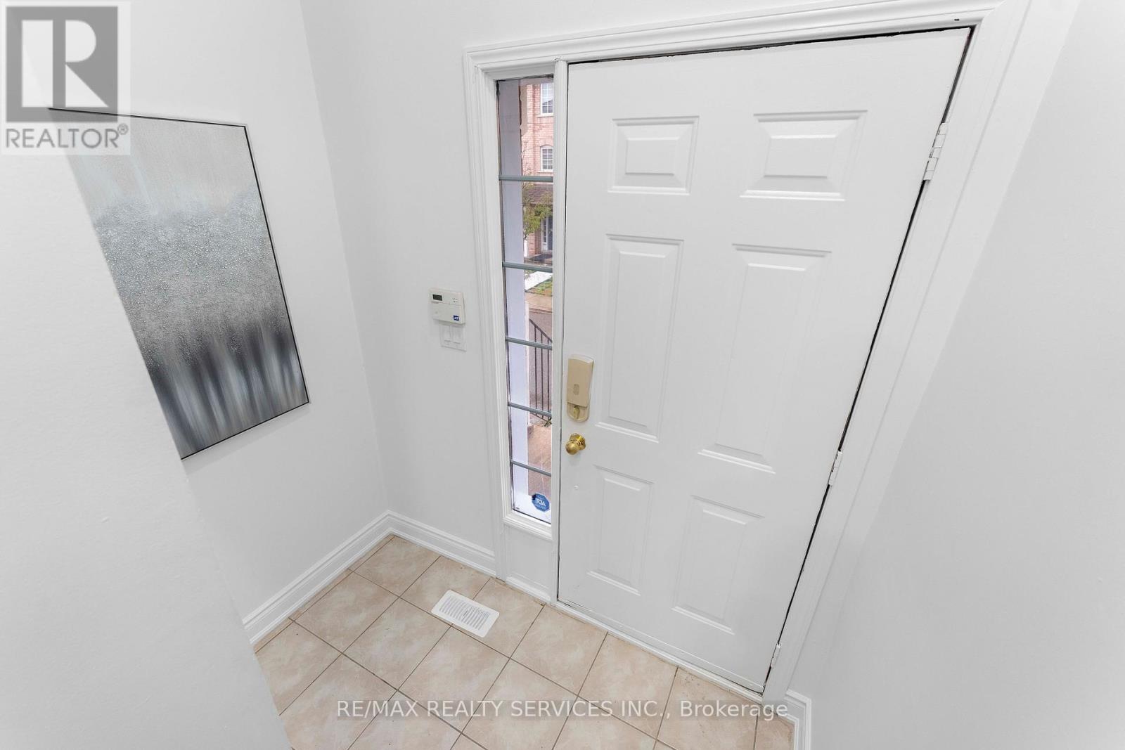 28 - 80 Acorn Place, Mississauga (Hurontario), Ontario  L4Z 4C9 - Photo 3 - W12217584