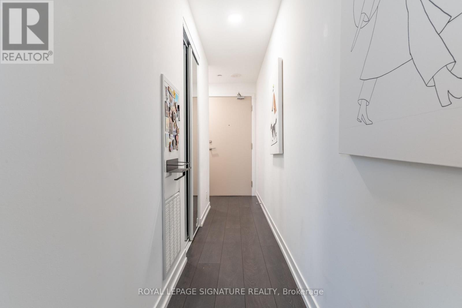 1709 - 2020 Bathurst Street, Toronto (Humewood-Cedarvale), Ontario  M5P 0A6 - Photo 4 - C12217553