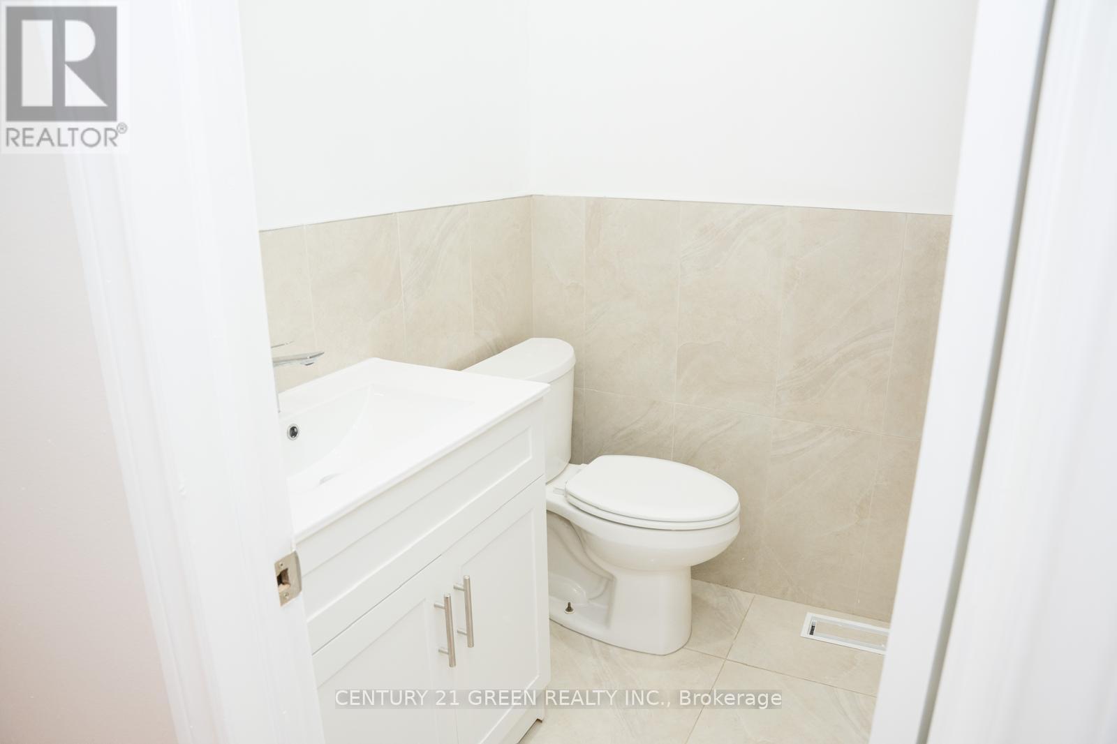 Upper - 238 Vauxhall Drive, Toronto (Dorset Park), Ontario  M1P 1R7 - Photo 16 - E12083325
