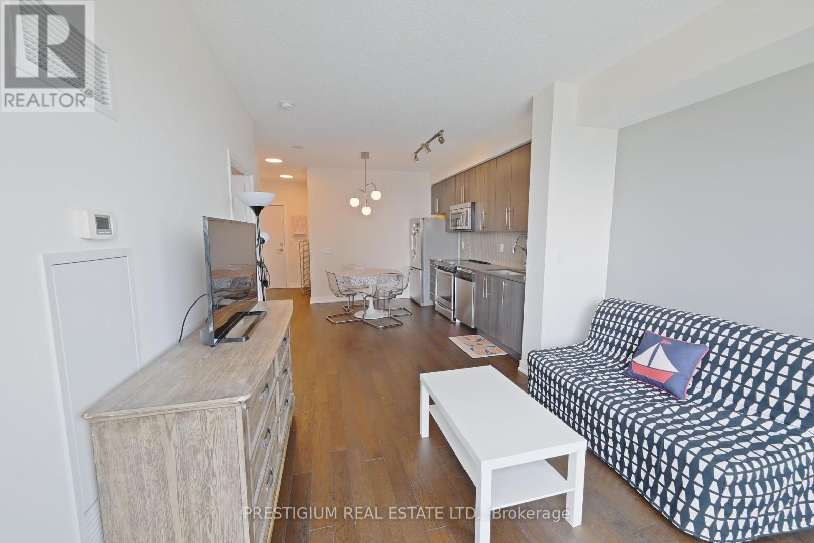 1708 - 4011 Brickstone Mews, Mississauga, Ontario  L5B 0J7 - Photo 6 - W12210808