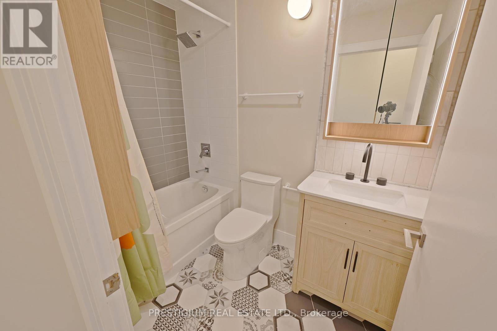 1708 - 4011 Brickstone Mews, Mississauga, Ontario  L5B 0J7 - Photo 13 - W12210808
