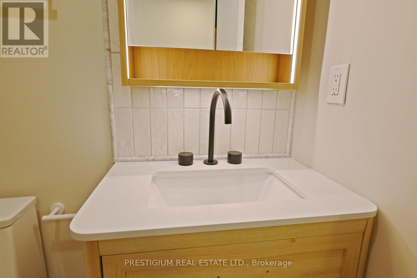 1708 - 4011 Brickstone Mews, Mississauga, Ontario  L5B 0J7 - Photo 14 - W12210808