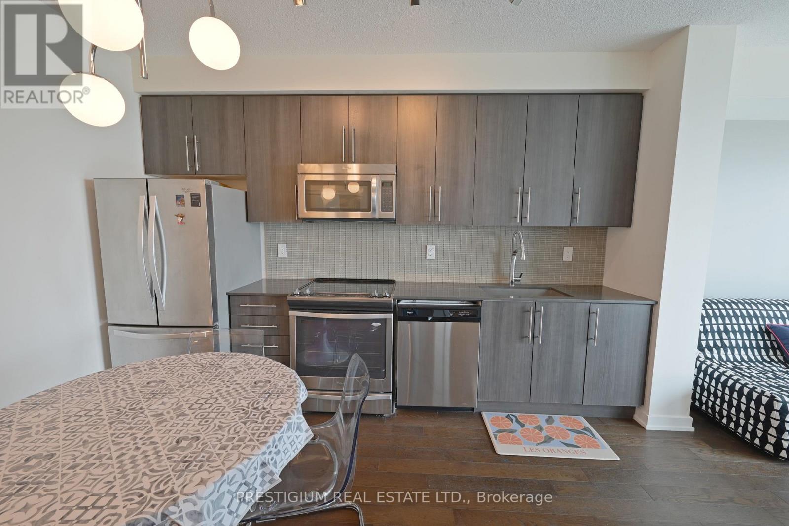 1708 - 4011 Brickstone Mews, Mississauga, Ontario  L5B 0J7 - Photo 4 - W12210808
