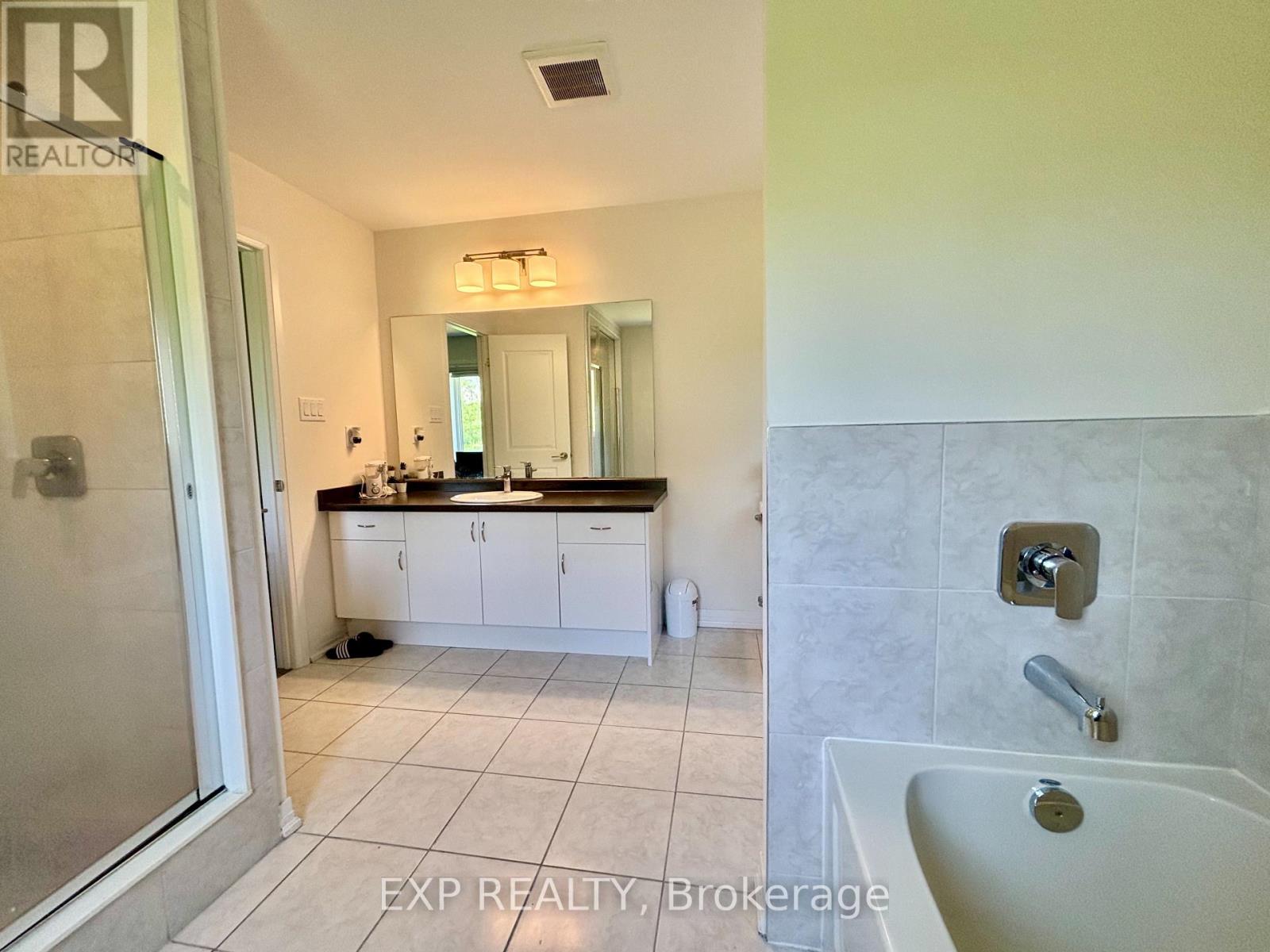 59 Macklin Street, Brantford, Ontario  N3V 0B7 - Photo 13 - X12217566
