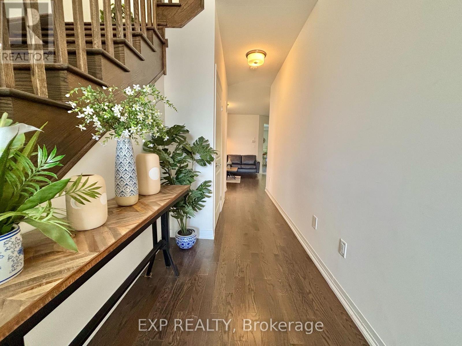 59 Macklin Street, Brantford, Ontario  N3V 0B7 - Photo 3 - X12217566