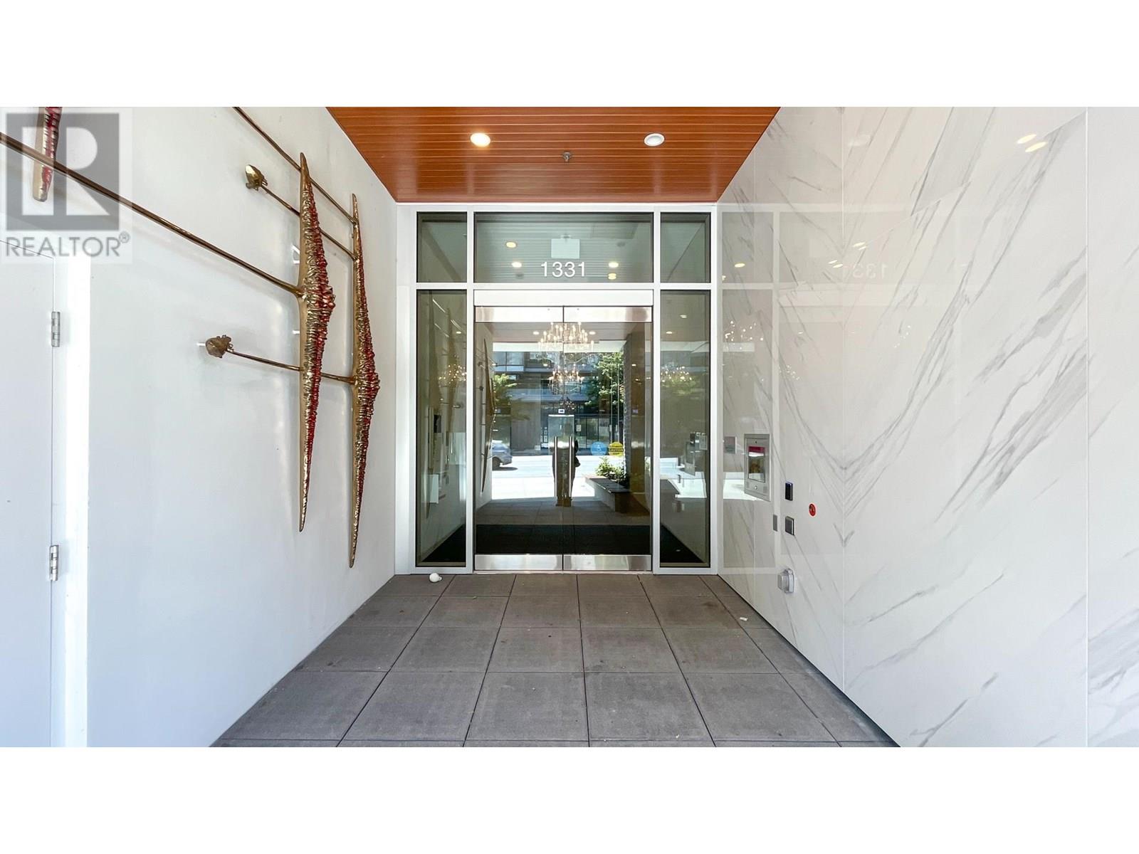 Property at 306 1331 MARINE DRIVE image 3