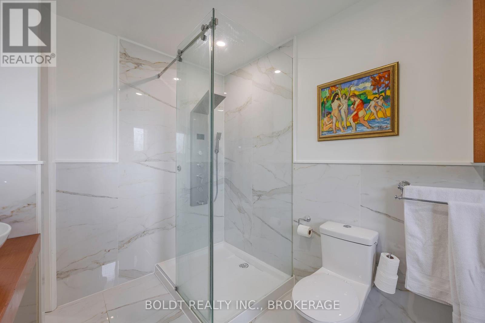 5 Woodgarden Court, St. Catharines (Lakeshore), Ontario  L2M 7C9 - Photo 24 - X12217271