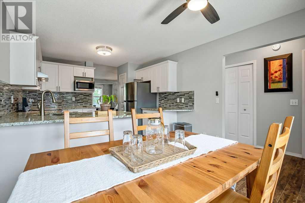327 Copperfield Gardens Se, Calgary, Alberta  T2Z 4C3 - Photo 11 - A2230574