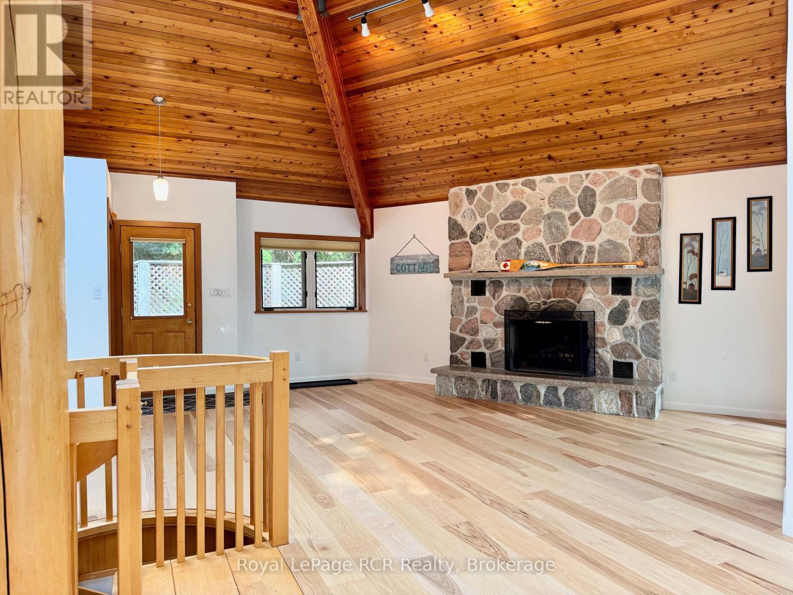 15 Georgian Drive, Northern Bruce Peninsula, Ontario  N0H 1W0 - Photo 8 - X12217606