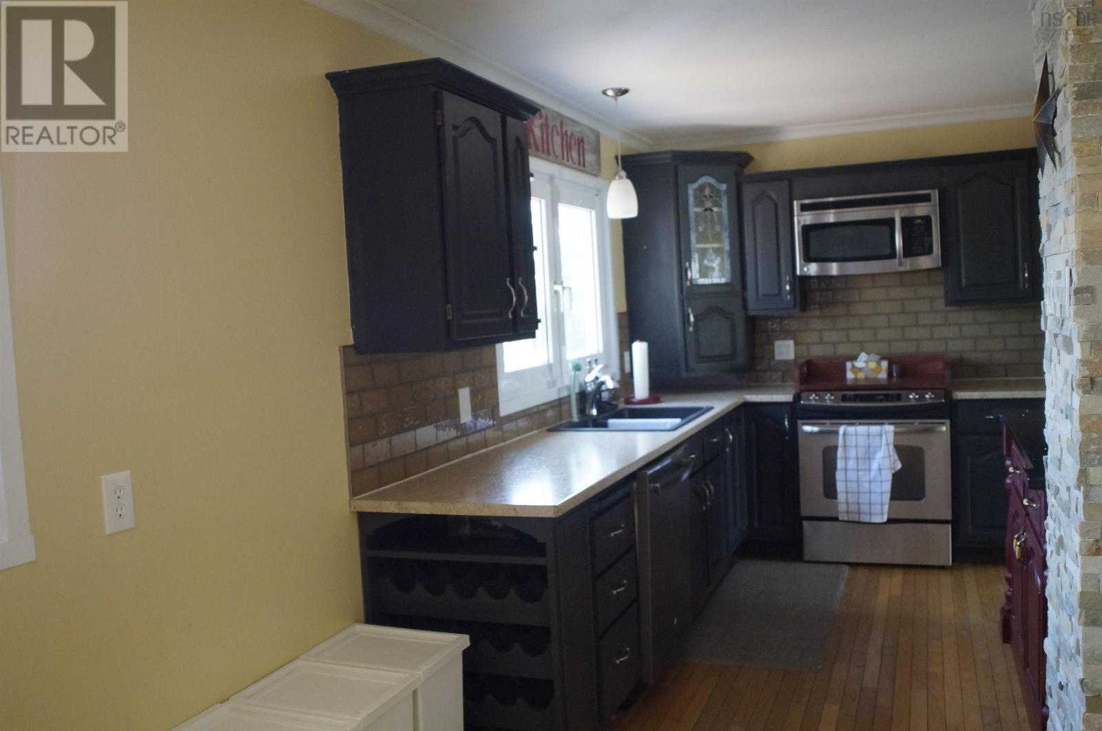 202 Leeside, Coxheath, Nova Scotia  B1R 1S6 - Photo 11 - 202514493
