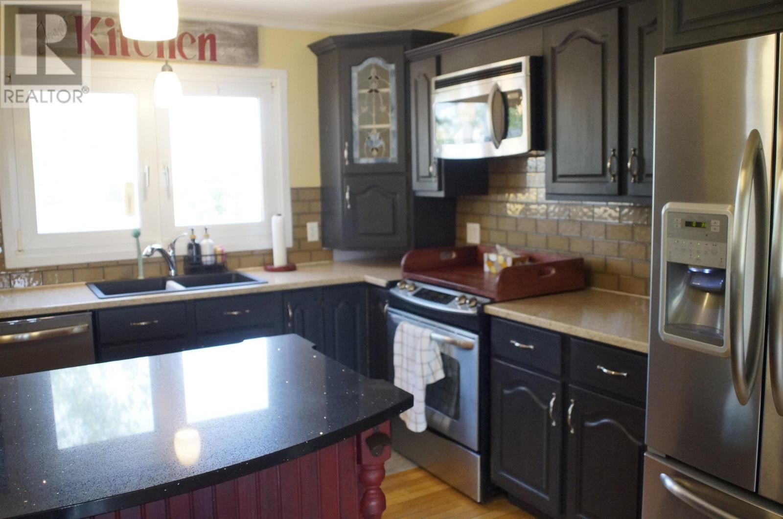 202 Leeside, Coxheath, Nova Scotia  B1R 1S6 - Photo 8 - 202514493