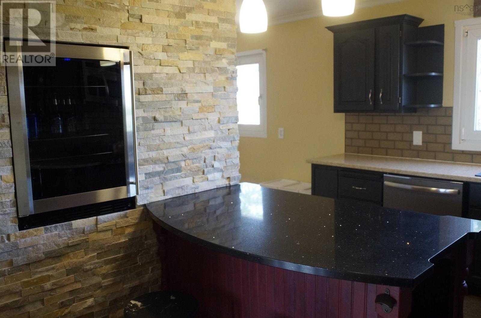 202 Leeside, Coxheath, Nova Scotia  B1R 1S6 - Photo 10 - 202514493