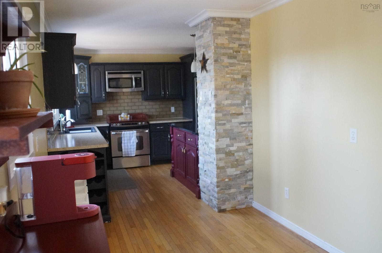 202 Leeside, Coxheath, Nova Scotia  B1R 1S6 - Photo 9 - 202514493