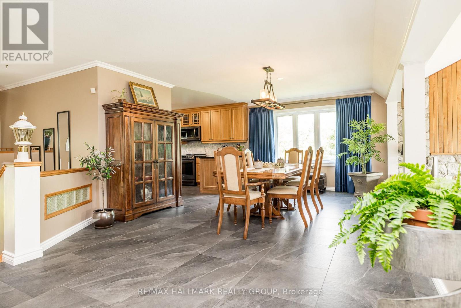 1329 South Gower Drive S, North Grenville, Ontario  K0G 1J0 - Photo 6 - X12217618