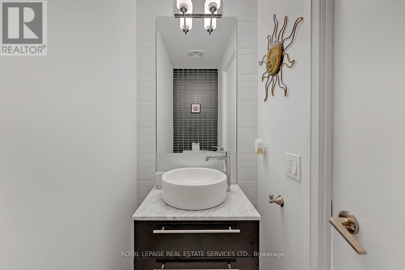 4101 - 21 Carlton Street, Toronto (Church-Yonge Corridor), Ontario  M5B 1L3 - Photo 14 - C12217619