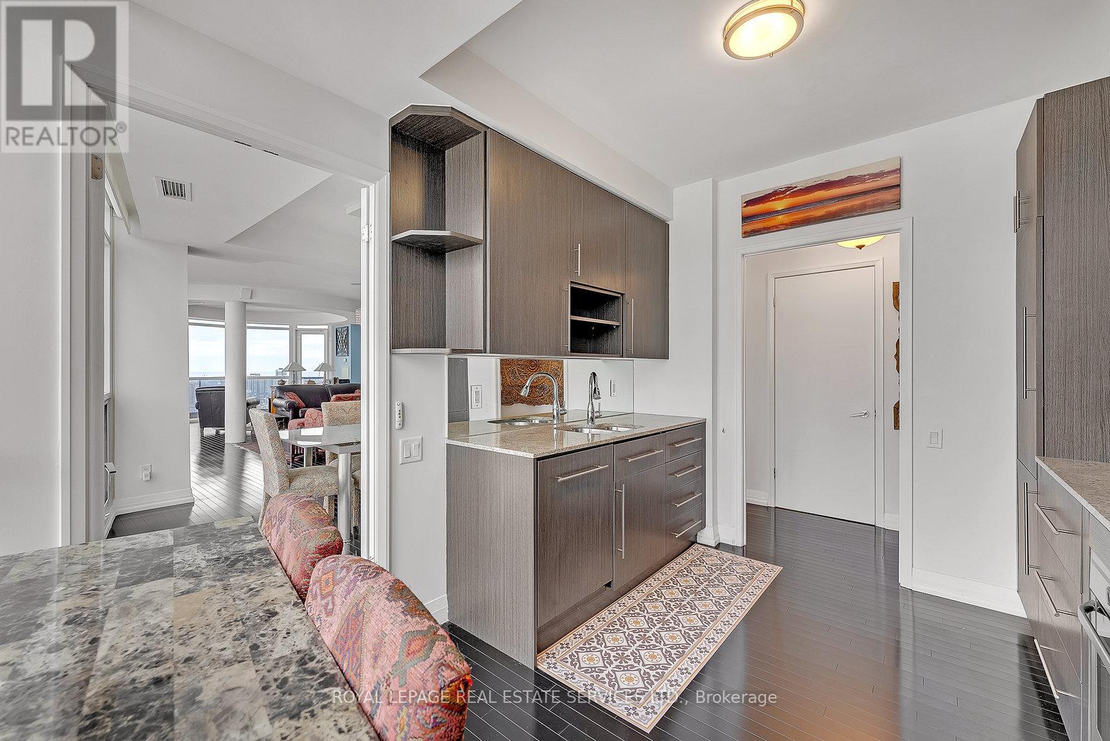 4101 - 21 Carlton Street, Toronto (Church-Yonge Corridor), Ontario  M5B 1L3 - Photo 6 - C12217619