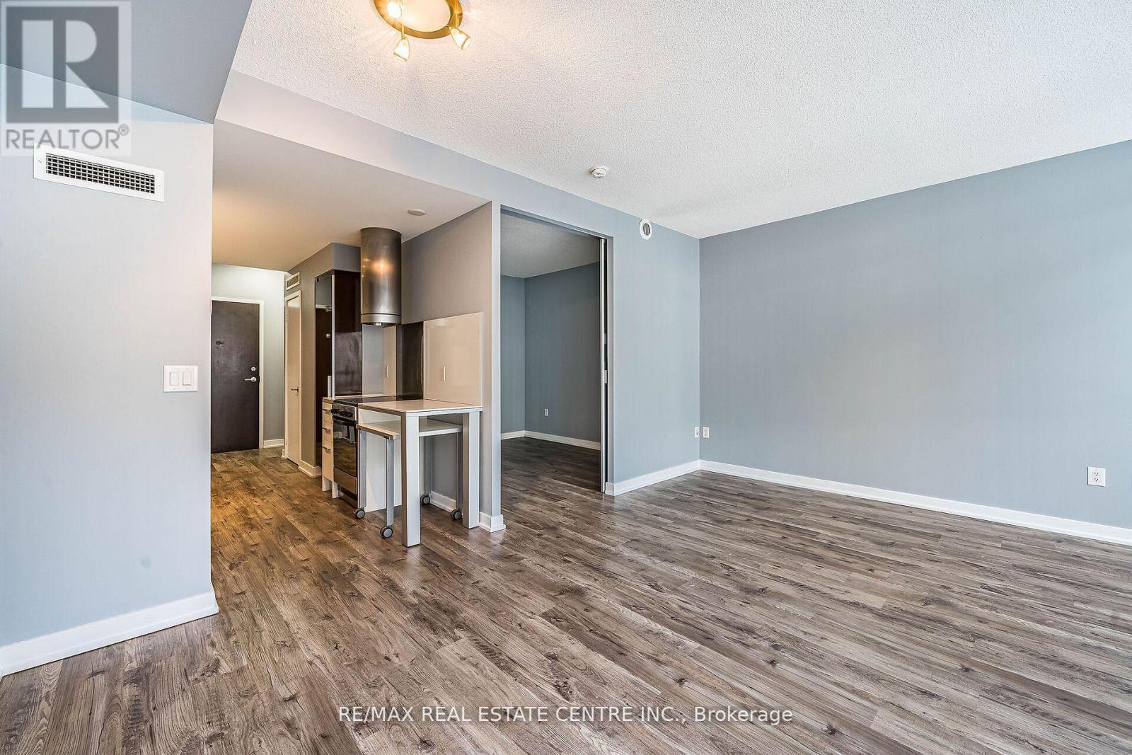 233 - 38 Dan Leckie Way, Toronto, Ontario  M5V 2V6 - Photo 17 - C12217627