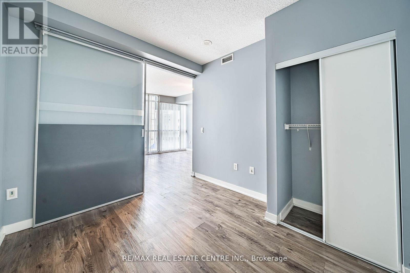 233 - 38 Dan Leckie Way, Toronto, Ontario  M5V 2V6 - Photo 20 - C12217627