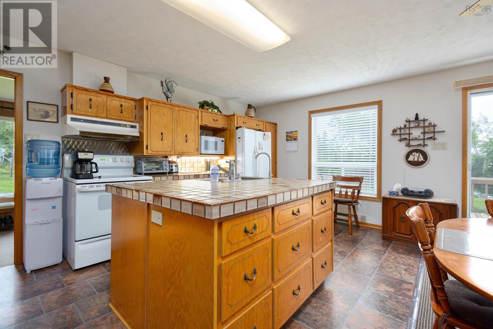 100 Barrington Lane, North Side East Bay, Nova Scotia  B1J 1H1 - Photo 14 - 202514494