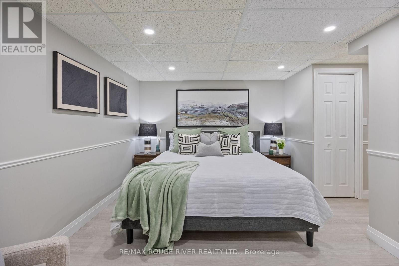 716 Hillcrest Road, Pickering, Ontario  L1W 2P1 - Photo 34 - E12217620