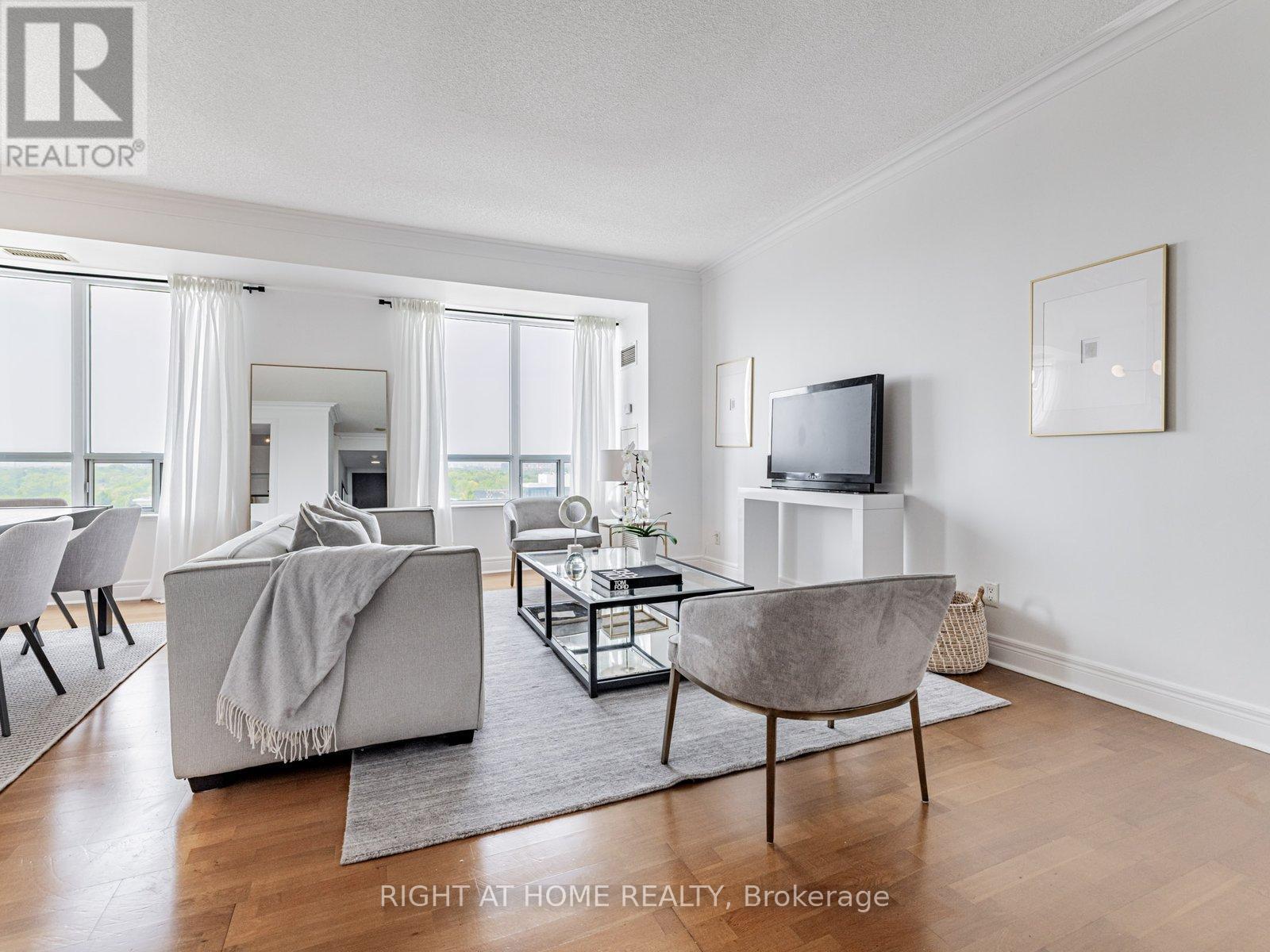 Rg1 - 1 Clairtrell Road, Toronto, Ontario  M2N 7H6 - Photo 7 - C12215450