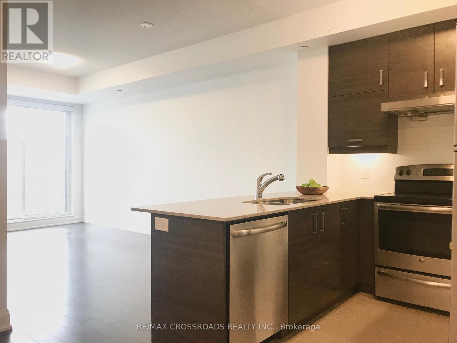 211 - 8200 Birchmount Road, Markham (Unionville), Ontario  L3R 9W1 - Photo 5 - N12217615