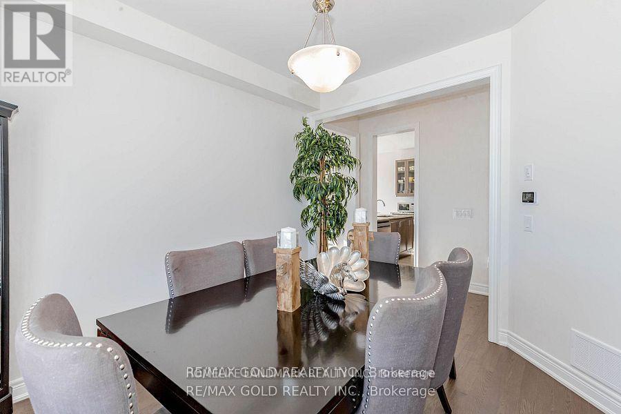 199 Seaview Heights, East Gwillimbury (Queensville), Ontario  L9N 0S3 - Photo 5 - N12217621