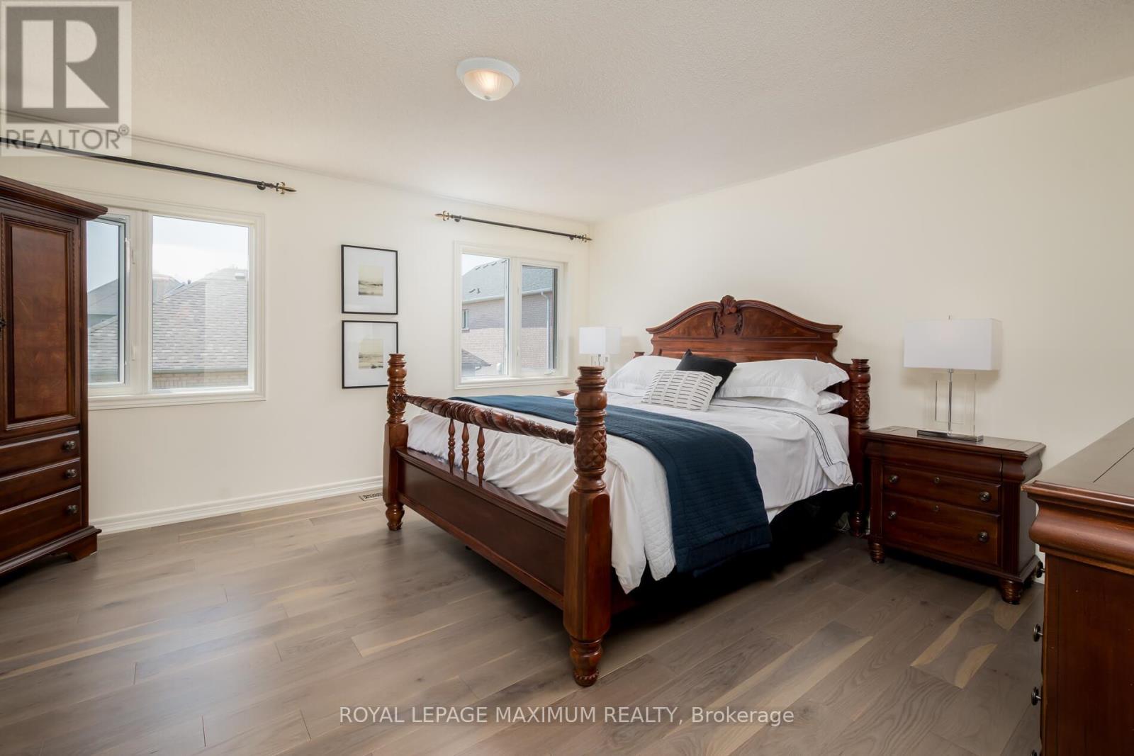 16 Saint Clare Boulevard, Vaughan (Vellore Village), Ontario  L4H 2A2 - Photo 13 - N12217626