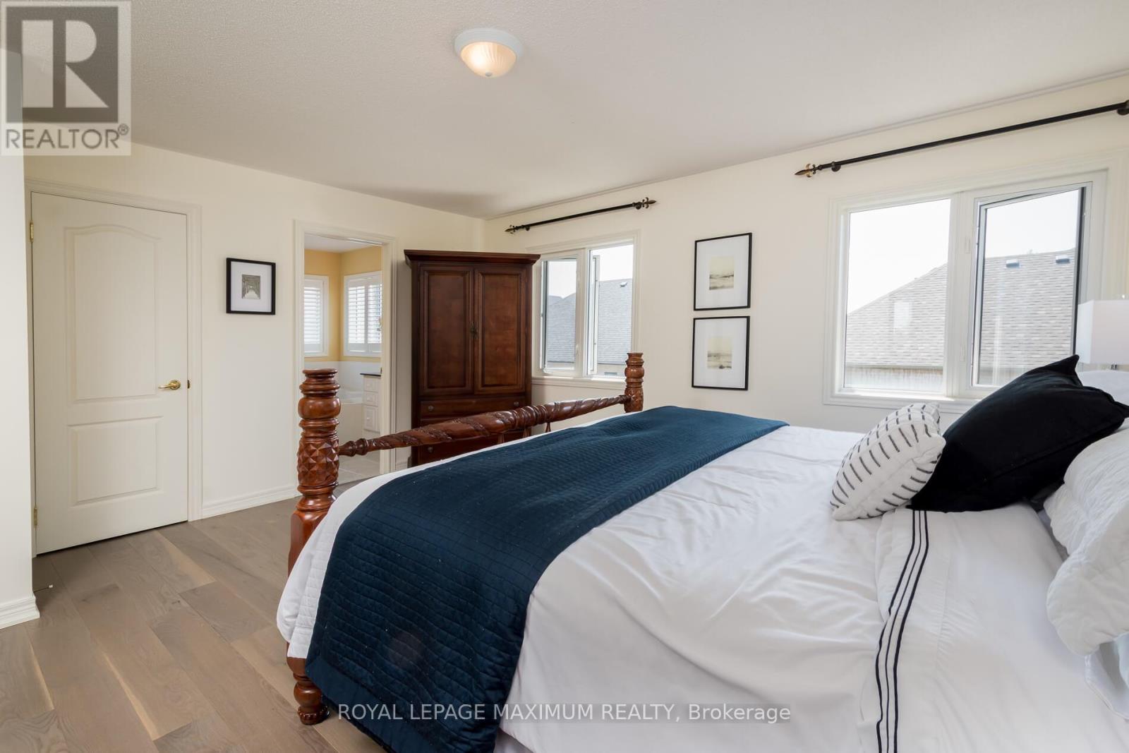 16 Saint Clare Boulevard, Vaughan (Vellore Village), Ontario  L4H 2A2 - Photo 14 - N12217626