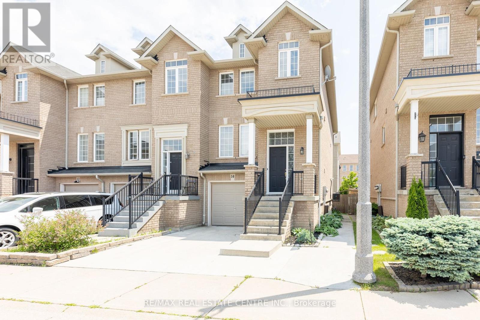 14 - 2280 Baronwood Drive, Oakville (Wt West Oak Trails), Ontario  L6M 5J8 - Photo 2 - W12217598