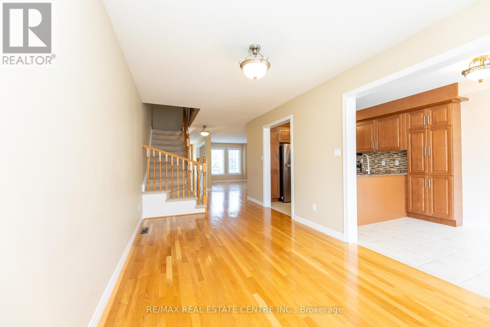 14 - 2280 Baronwood Drive, Oakville (Wt West Oak Trails), Ontario  L6M 5J8 - Photo 8 - W12217598