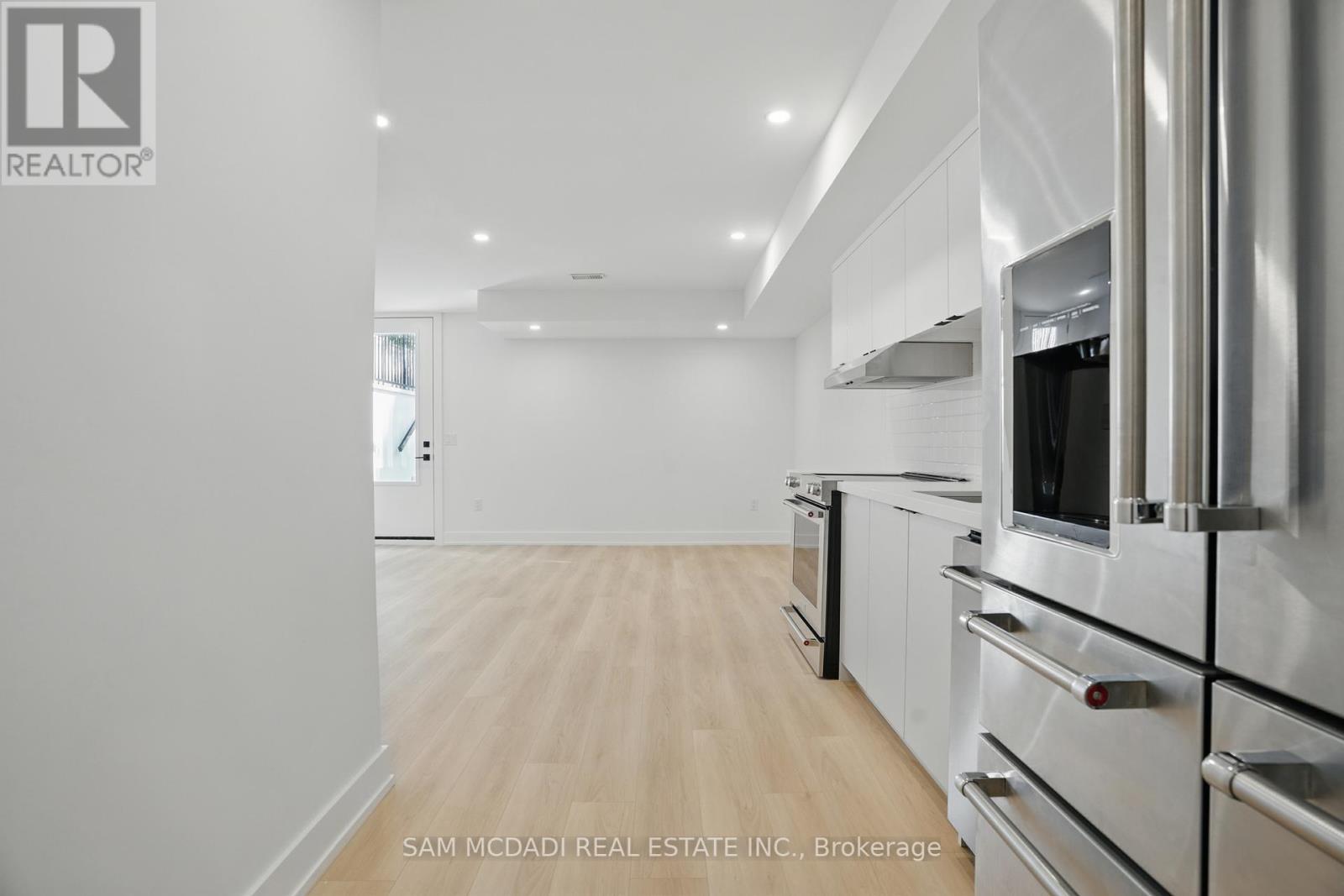 1039 Caven Street, Mississauga (Lakeview), Ontario  L5G 4J3 - Photo 37 - W12217601