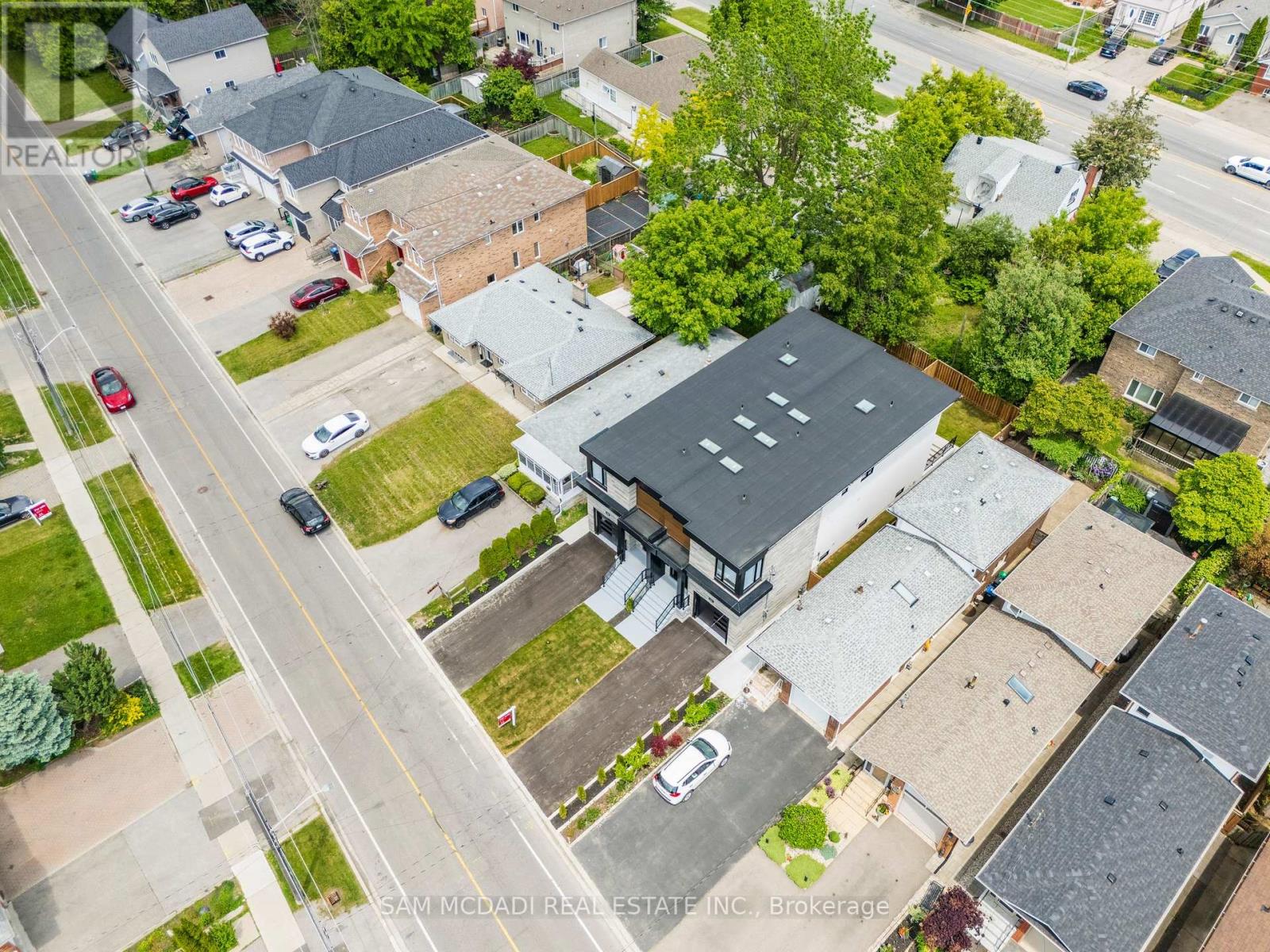 1039 Caven Street, Mississauga (Lakeview), Ontario  L5G 4J3 - Photo 44 - W12217601