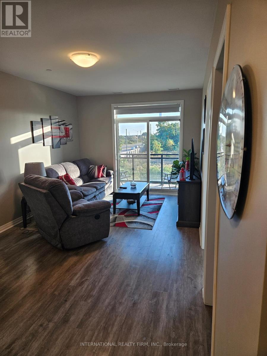 116 - 95 Dundas Street W, Oakville (Go Glenorchy), Ontario  L6M 4L9 - Photo 2 - W12217604