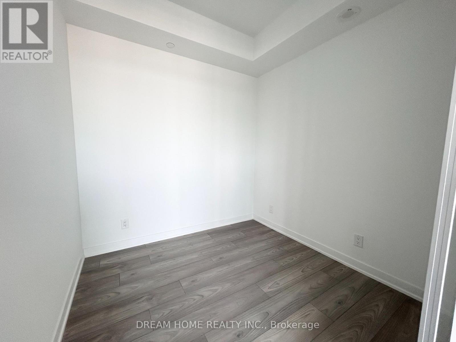 1002 - 285 Dufferin Street, Toronto, Ontario  M6K 0J2 - Photo 12 - W12217623