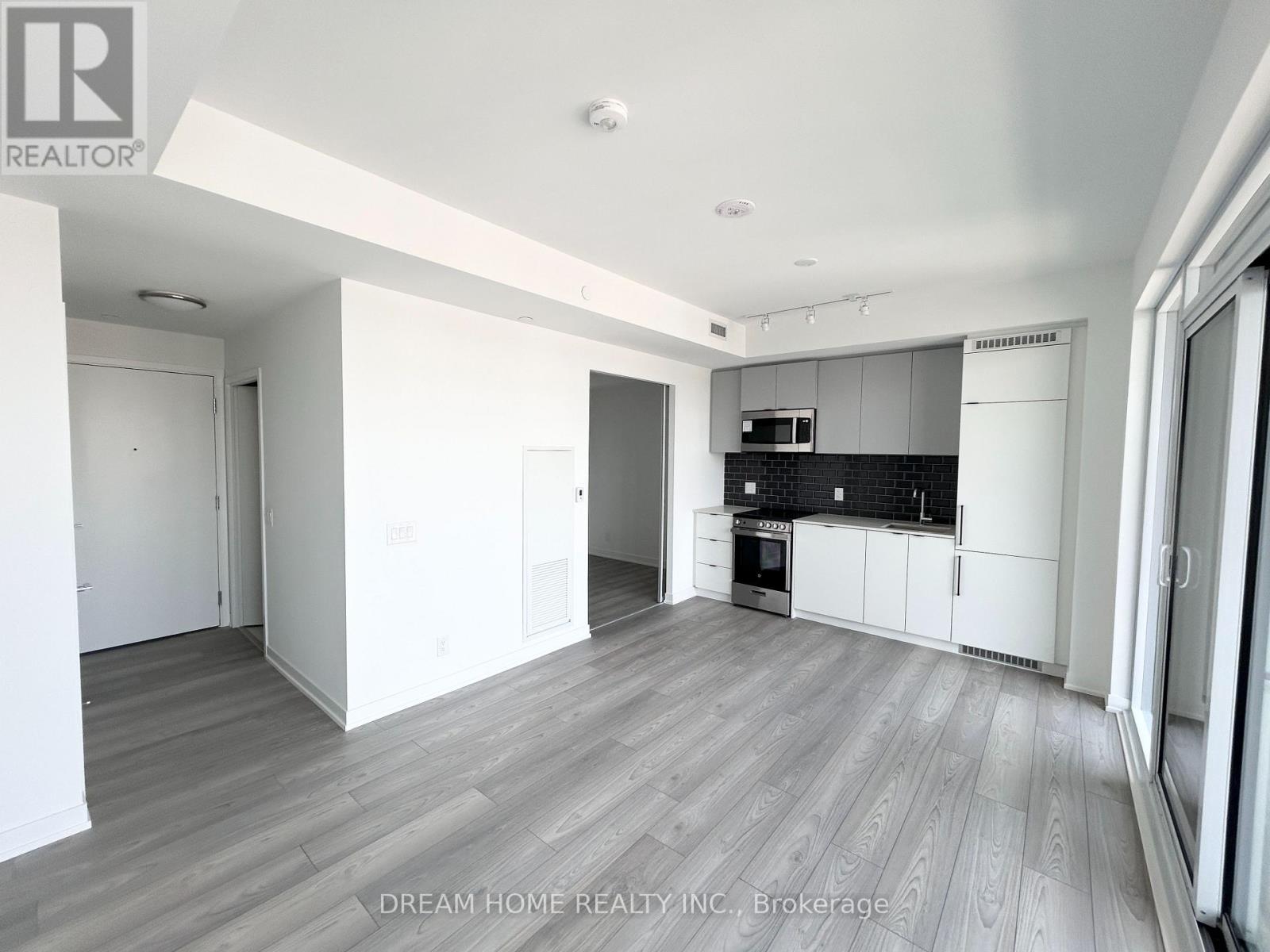 1002 - 285 Dufferin Street, Toronto, Ontario  M6K 0J2 - Photo 5 - W12217623