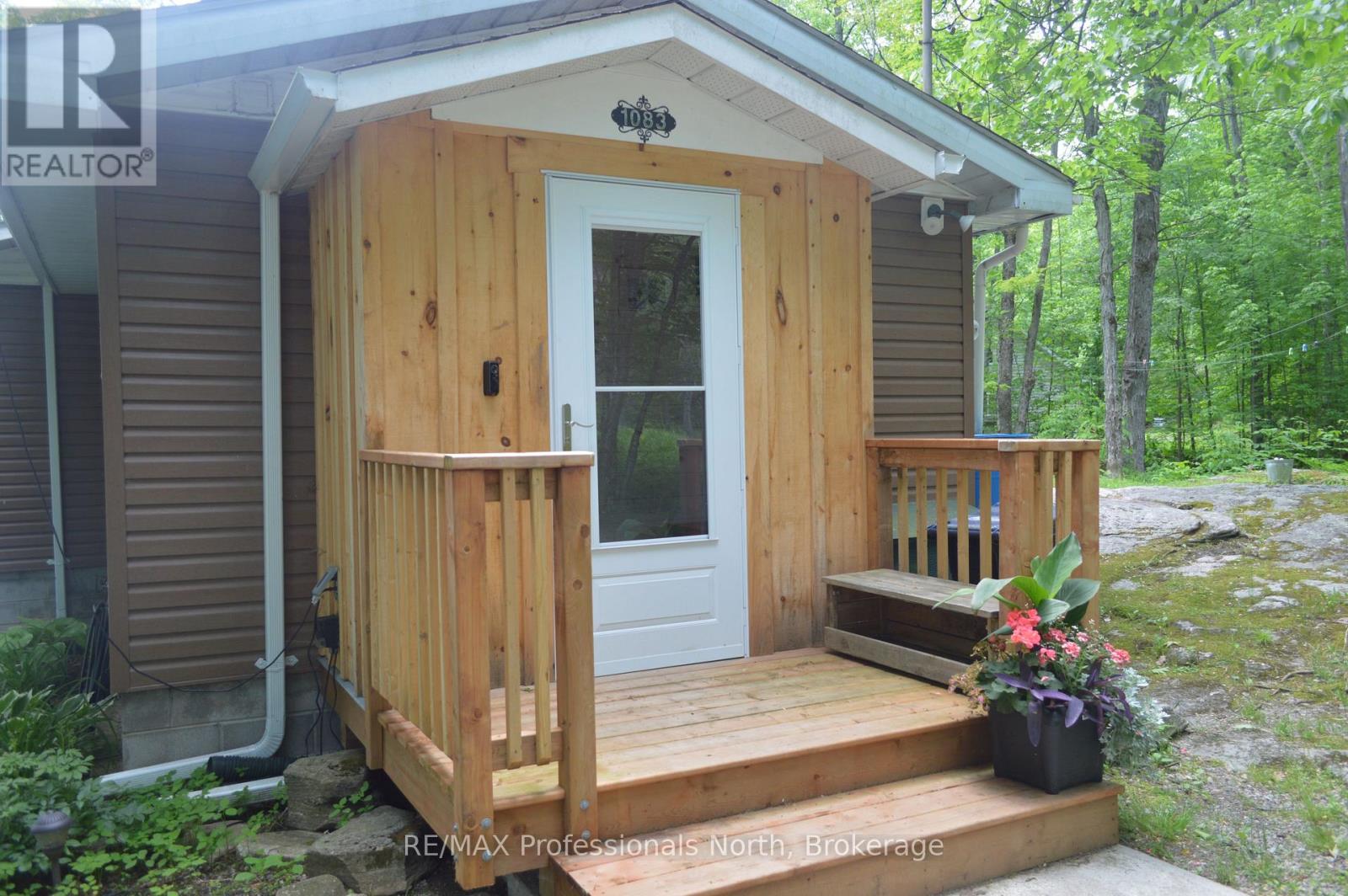 1083 Jones Road, Algonquin Highlands, Ontario  K0M 1J1 - Photo 5 - X12213785