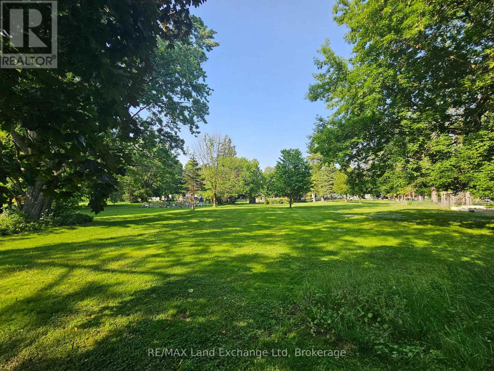 1061 Howick Street, Howick, Ontario  N0G 2X0 - Photo 49 - X12214861