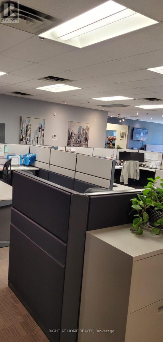 1 - 300 Supertest Road, Toronto, Ontario  M3J 2M2 - Photo 12 - W12208325