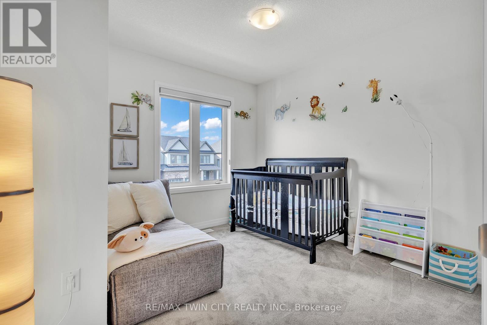 35 Crossmore Crescent, Cambridge, Ontario  N1S 0C7 - Photo 33 - X12197290
