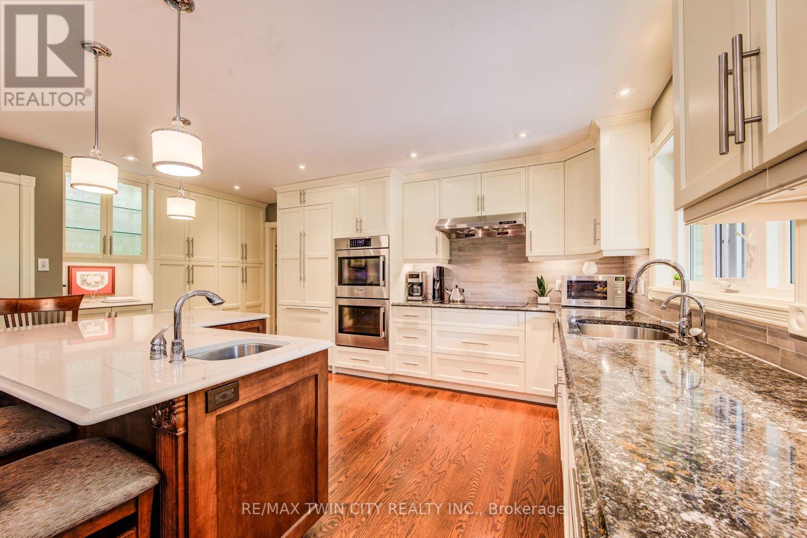 48 Peter Street, Wellesley, Ontario  N0B 2M0 - Photo 16 - X12217600