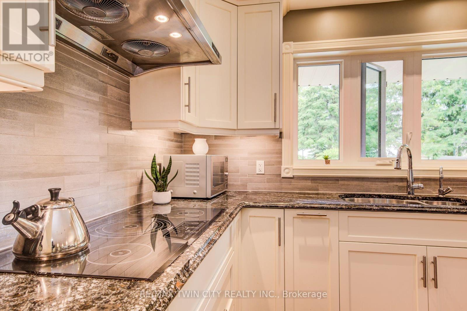 48 Peter Street, Wellesley, Ontario  N0B 2M0 - Photo 17 - X12217600